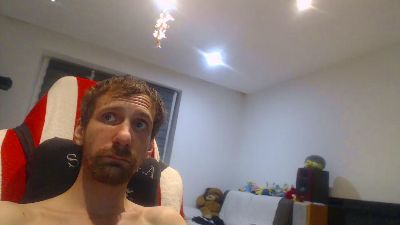 LoveElusiveGirl live cam on UnifiedCams