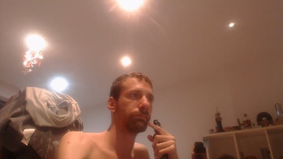 LoveElusiveGirl live cam on Cam4