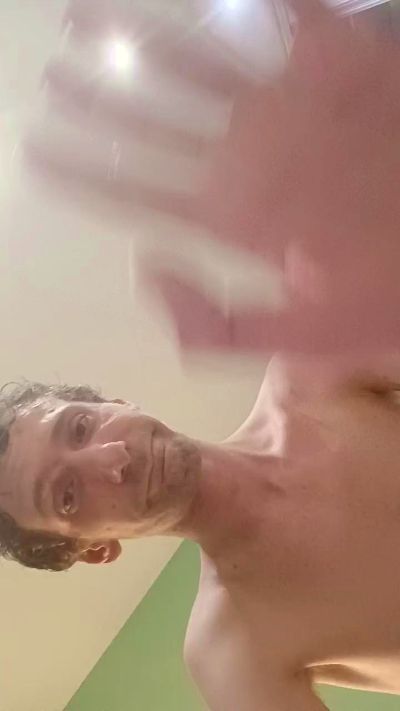 LoveElusiveGirl live cam on Cam4