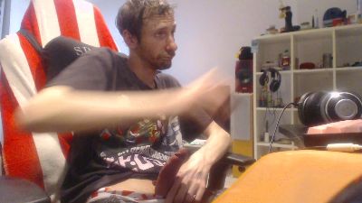 LoveElusiveGirl live cam on Cam4