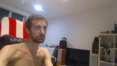 LoveElusiveGirl live cam on Cam4