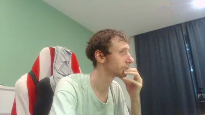 LoveElusiveGirl live cam on Cam4