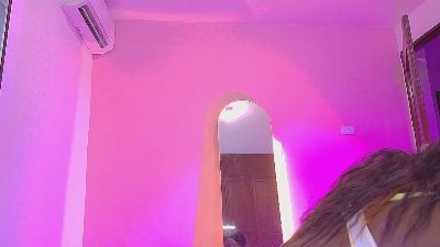 LoveQueen2 live cam on Cam4