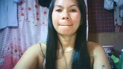 LoveSucking69 live cam on Cam4