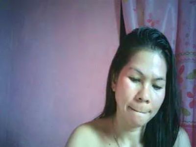 LoveSucking69 live cam on Cam4
