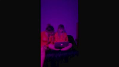 Lovecheri live cam on Cam4