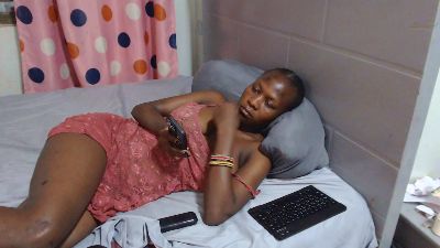 LovedKatie live cam on Cam4