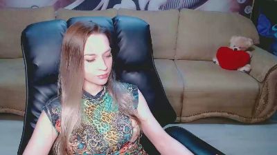Lovellymalina live cam on Cam4