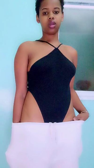 LovelyG live cam on Cam4