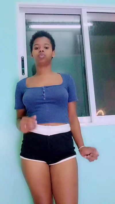 LovelyG live cam on Cam4