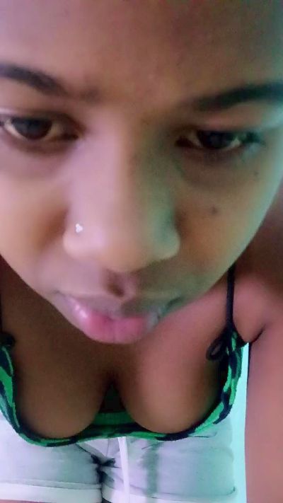 LovelyG live cam on Cam4