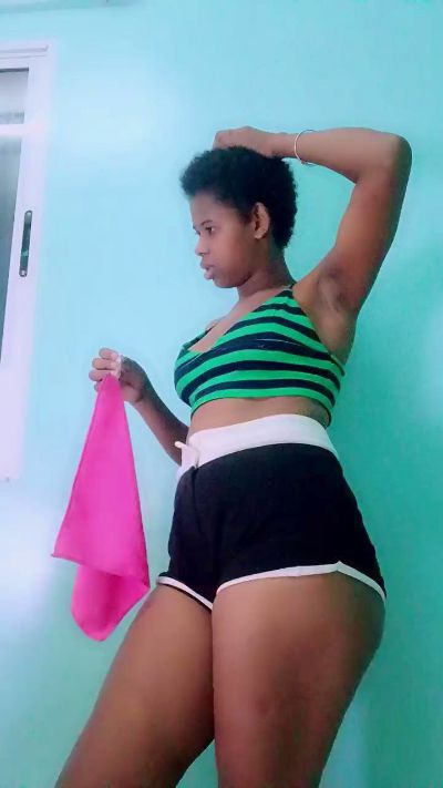 LovelyG live cam on Cam4