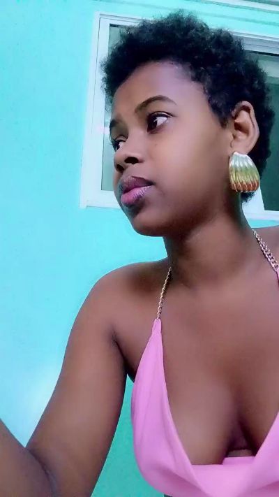 LovelyG live cam on Cam4