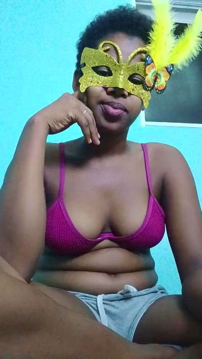 LovelyG live cam on Cam4