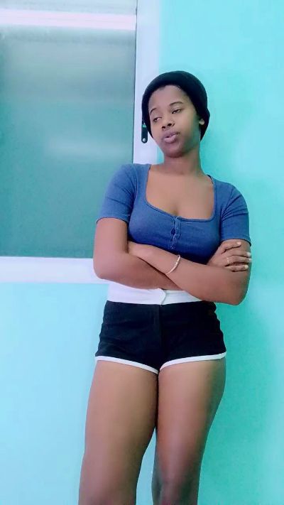 LovelyG live cam on Cam4