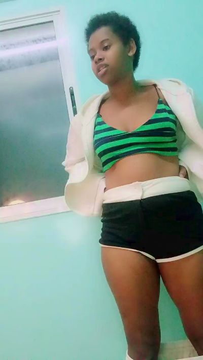 LovelyG live cam on Cam4