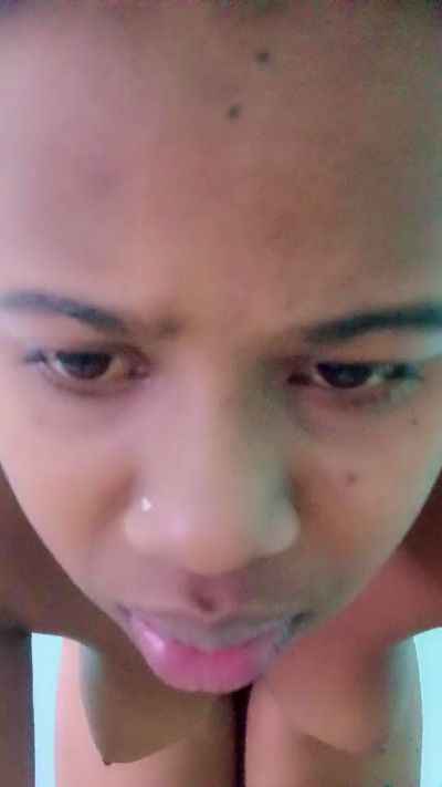 LovelyG live cam on Cam4