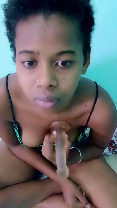 LovelyG live cam on Cam4