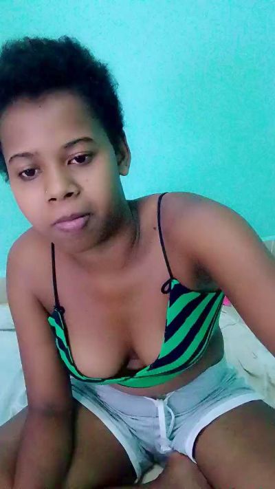 LovelyG live cam on Cam4