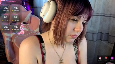 LovelyKristyy live cam on Cam4