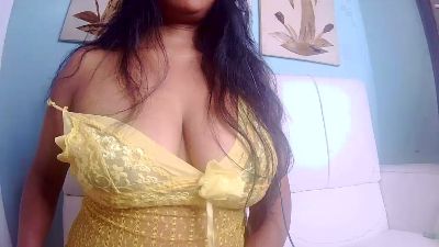 LovelySmile3 live cam on Cam4