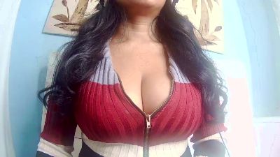 LovelySmile3 live cam on Cam4