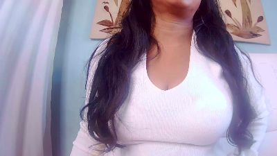LovelySmile3 live cam on Cam4