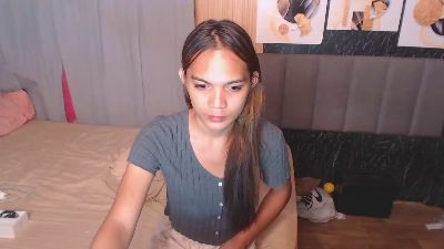 Lovely_ella69 live cam on Cam4
