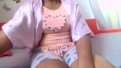 Lovely_one20 live cam on Cam4