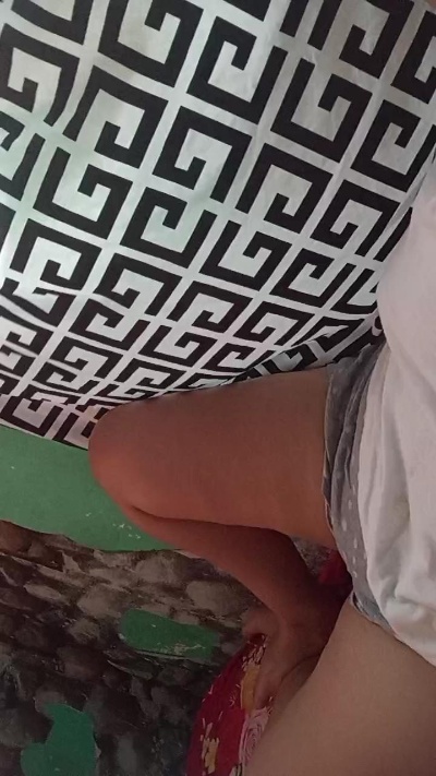 Lovelygirl85 live cam on Cam4