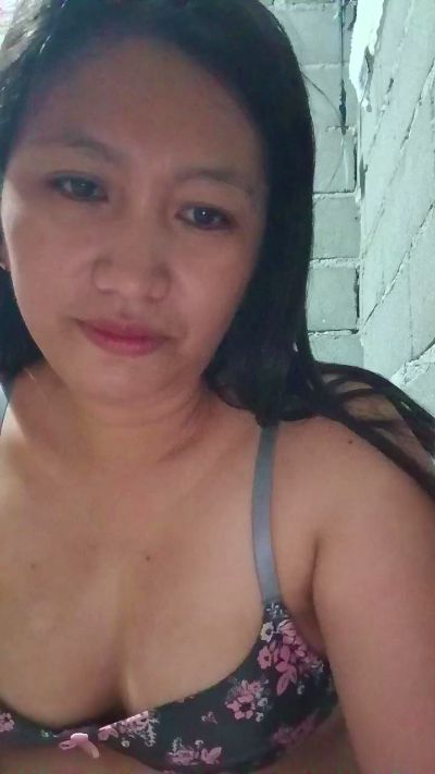 Lovelyjhen26 live cam on Cam4