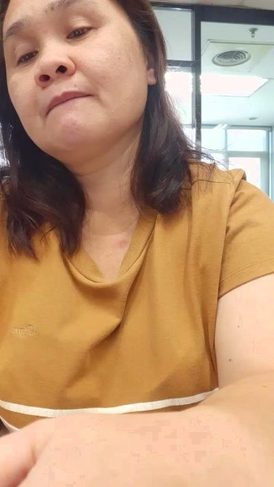 Lovelynhing88 live cam on Cam4