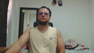 Lovemex69 live cam on Cam4