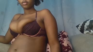 Lovense001 live cam on Cam4
