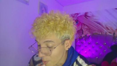Lovers_Spicy live cam on Cam4
