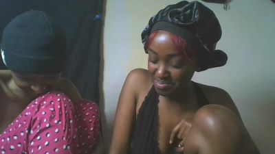 Loversoncam live cam on Cam4
