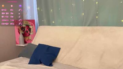 LovieRenne live cam on Cam4