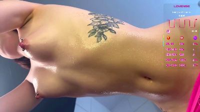 LovieRenne live cam on Cam4