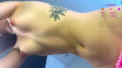 LovieRenne live cam on Cam4