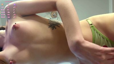 LovieRenne live cam on Cam4
