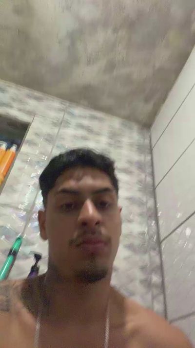 Lp252004 live cam on Cam4