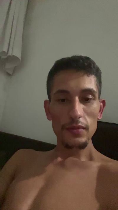 Lu01c live cam on Cam4