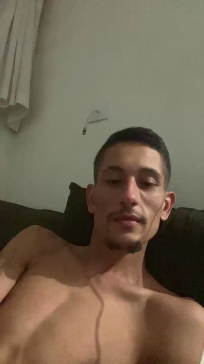 Lu01c live cam on Cam4