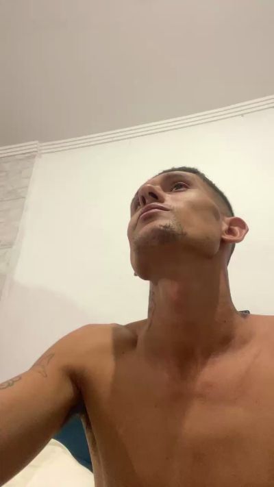 Lu01c live cam on Cam4