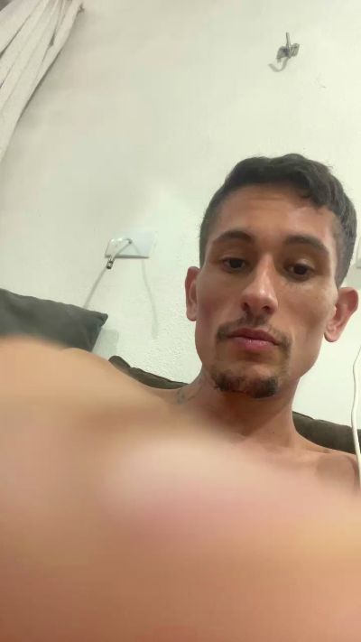 Lu01c live cam on Cam4