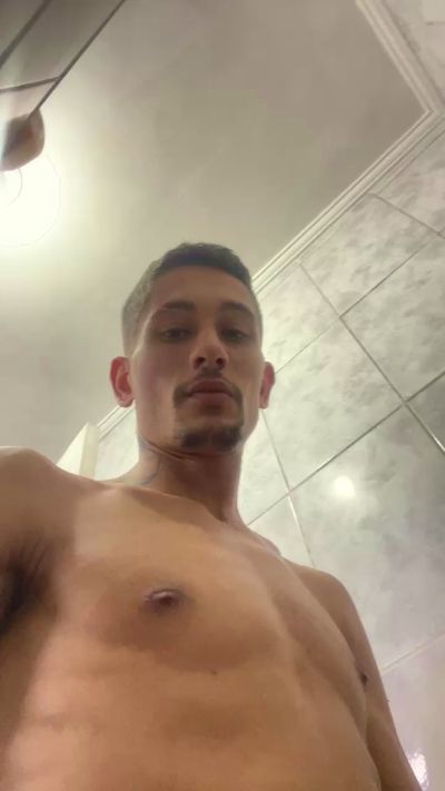 Lu01c live cam on Cam4