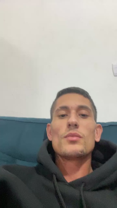 Lu01c live cam on Cam4