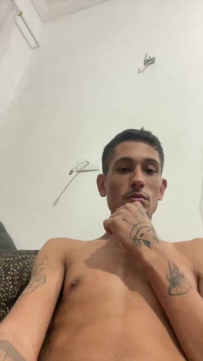 Lu01c live cam on Cam4