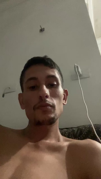 Lu01c live cam on Cam4
