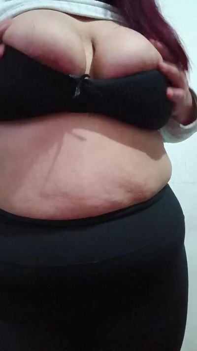 Lu22ly live cam on Cam4